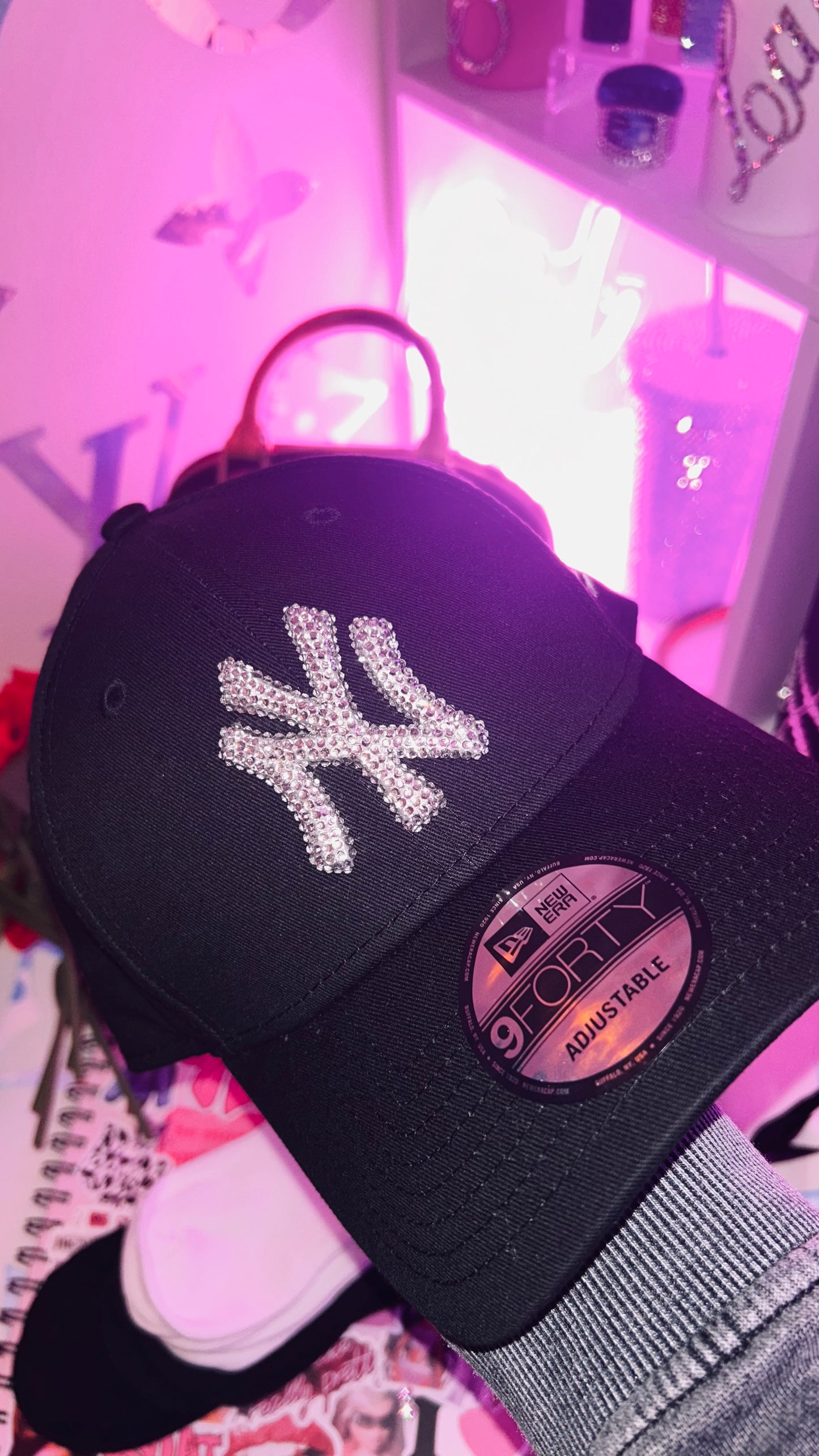 New Era 9FORTY Adjustable Black Cap - Clear Crystal