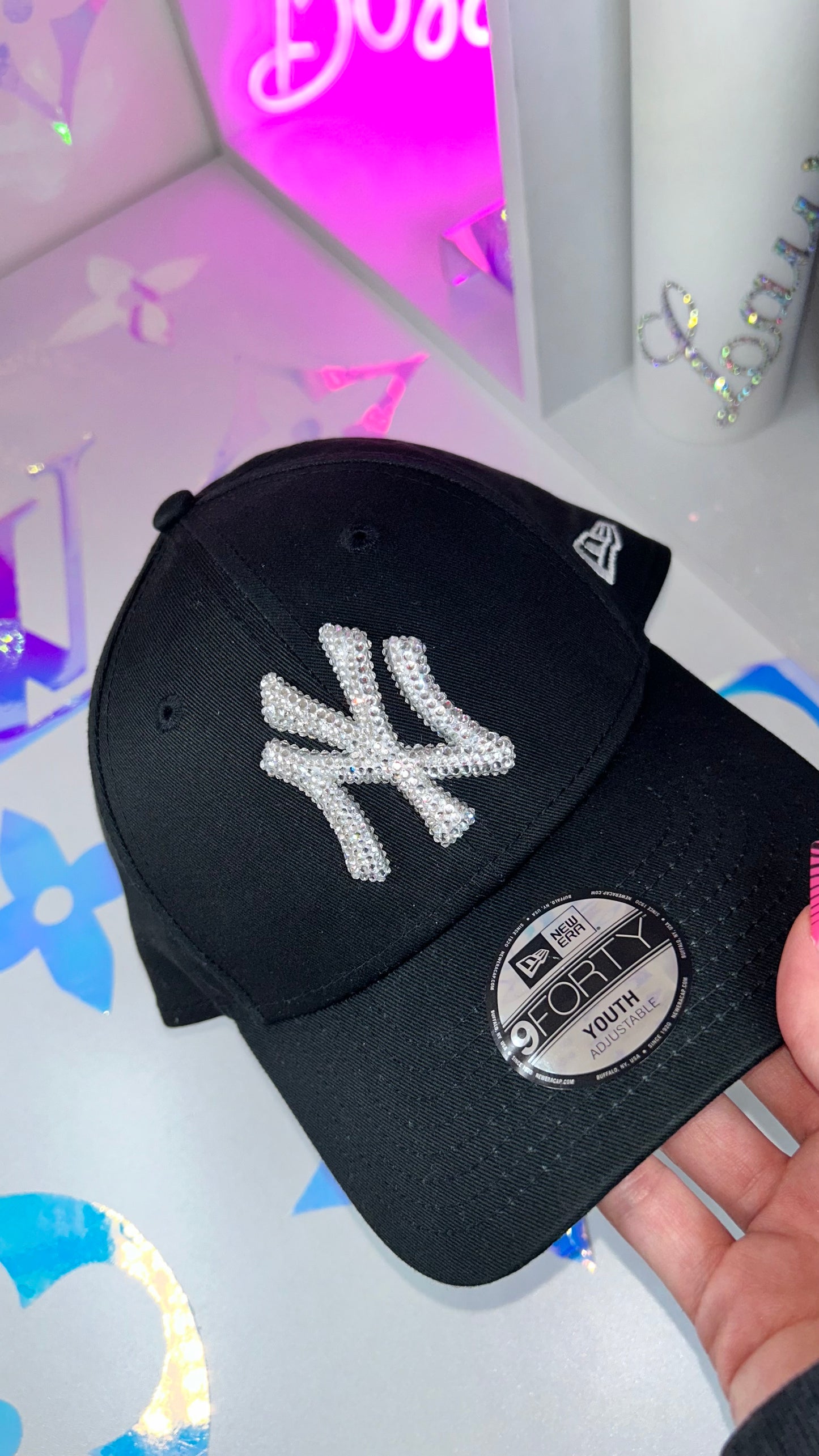 NEW ERA 9FORTY BLING LOGO BLACK CAP *YOUTH*