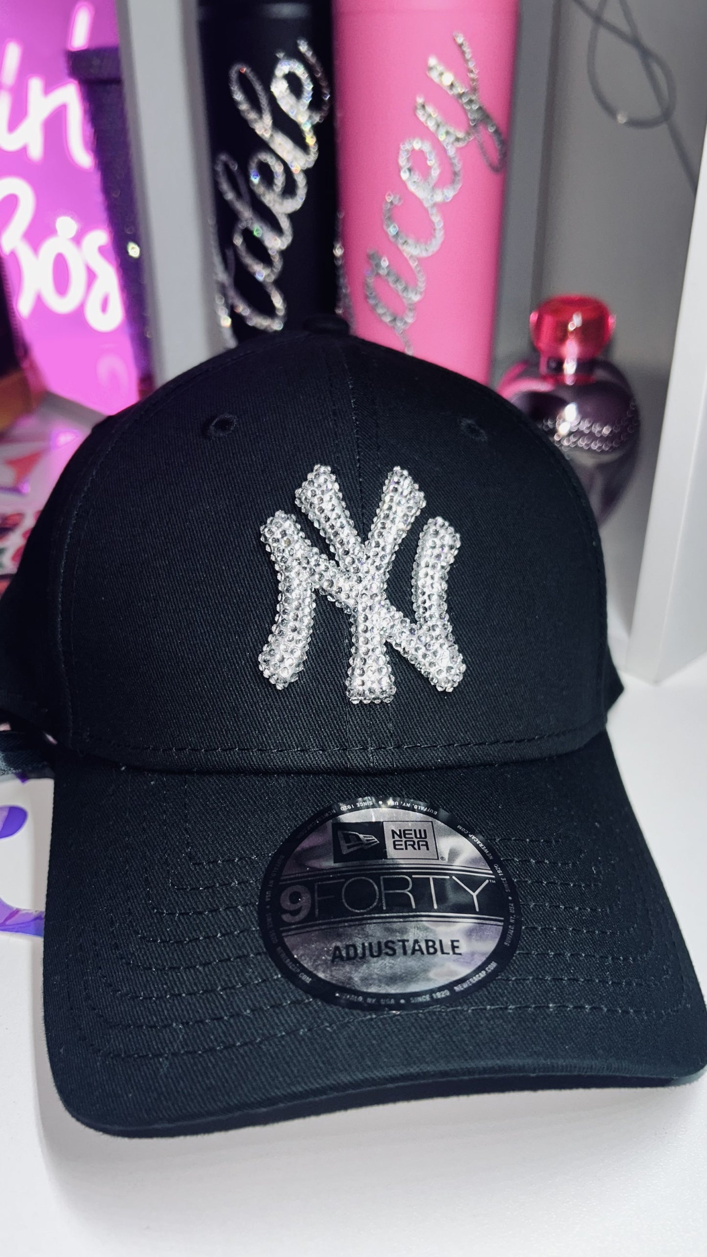 New Era 9FORTY Adjustable Black Cap - Clear Crystal