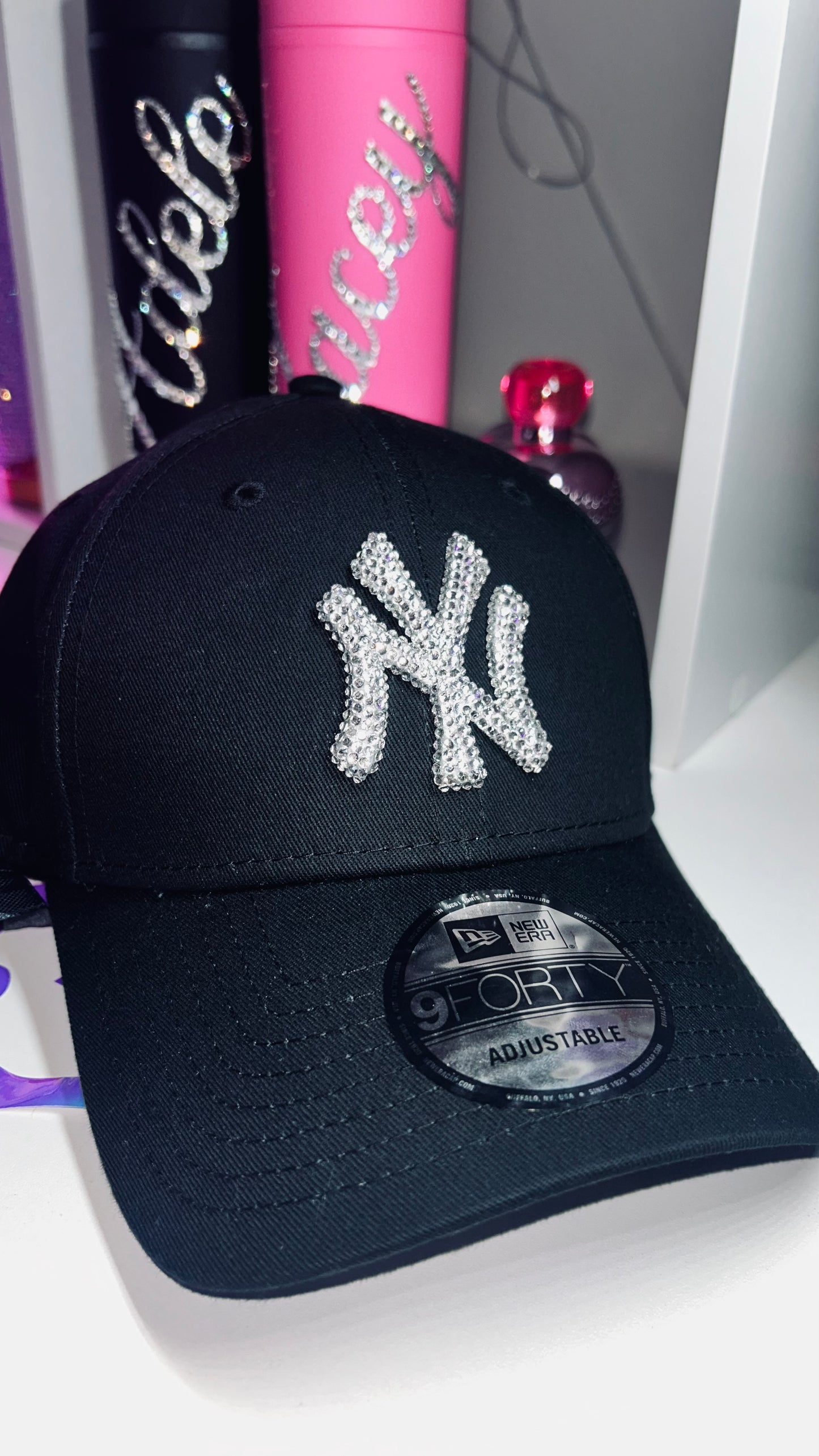 New Era 9FORTY Adjustable Black Cap - Clear Crystal